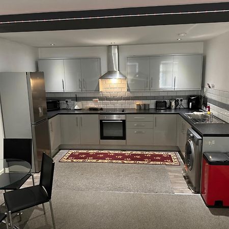 2 Bedroom Apartment In Doncaster City Centre Exteriör bild